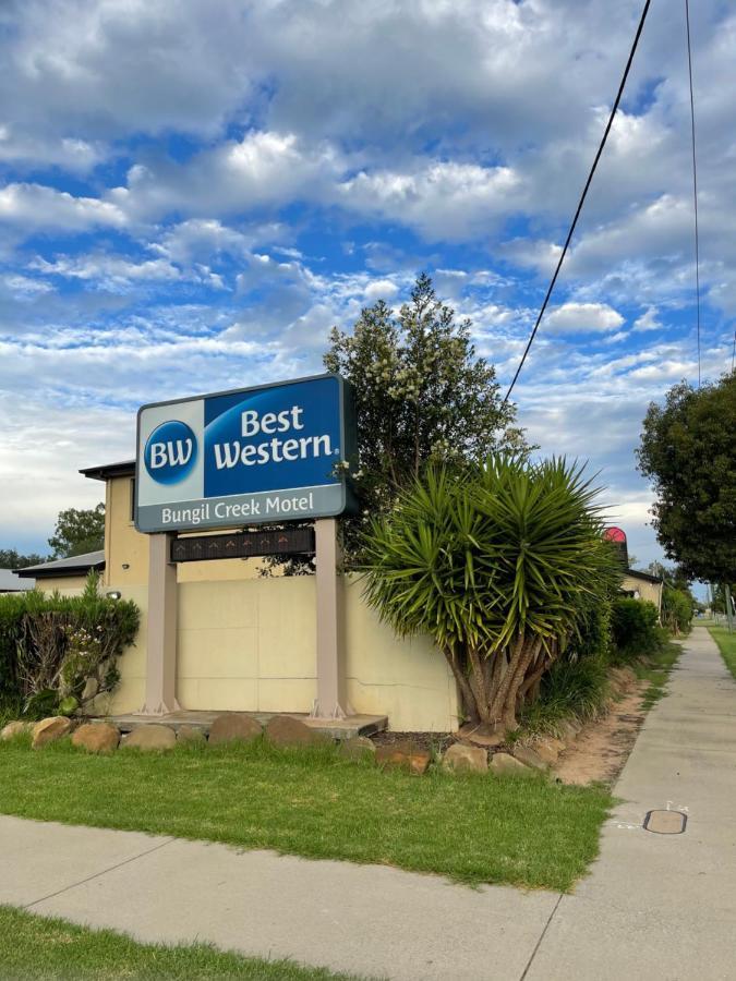 Best Western Bungil Creek Motel Рома Екстер'єр фото